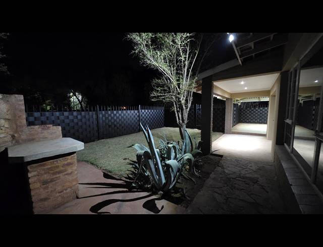 3 BEDROOM CLUSTER TO LET IN FLAMWOOD